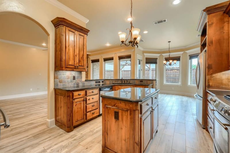 8009 Canyon Oak Drive, North Richland Hills TX 76182 - Photo 21