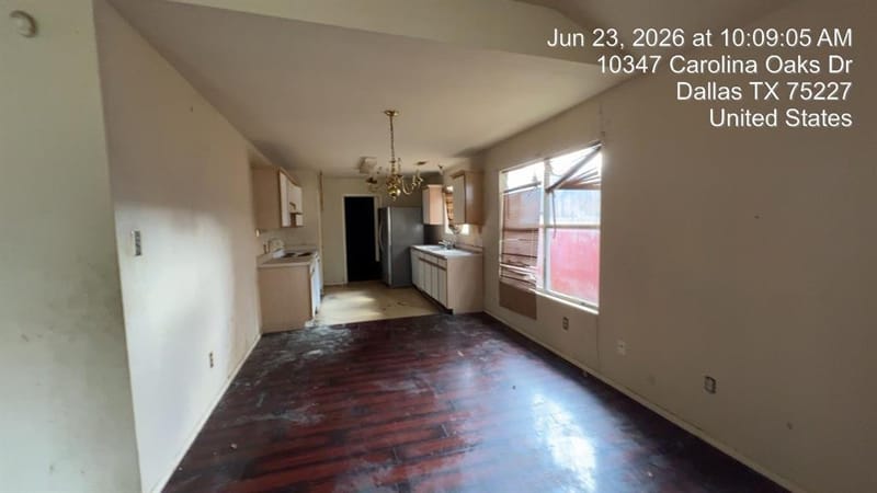 10347 Carolina Oaks Drive, Dallas TX 75227 - Photo 7