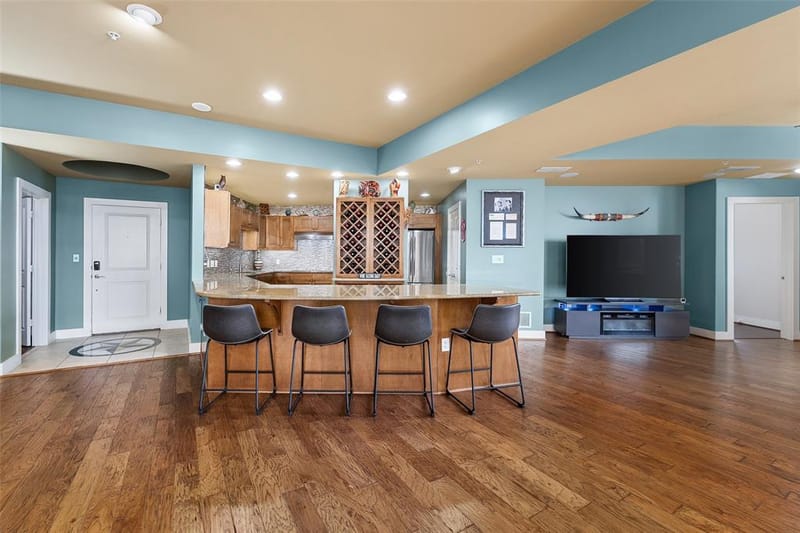 411 W 7th Street # 806, Fort Worth TX 76102 - Photo 3
