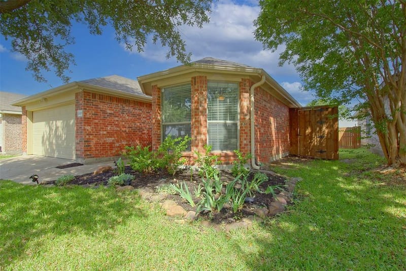 2007 Kings Forest Drive, Heartland TX 75126 - Photo 5