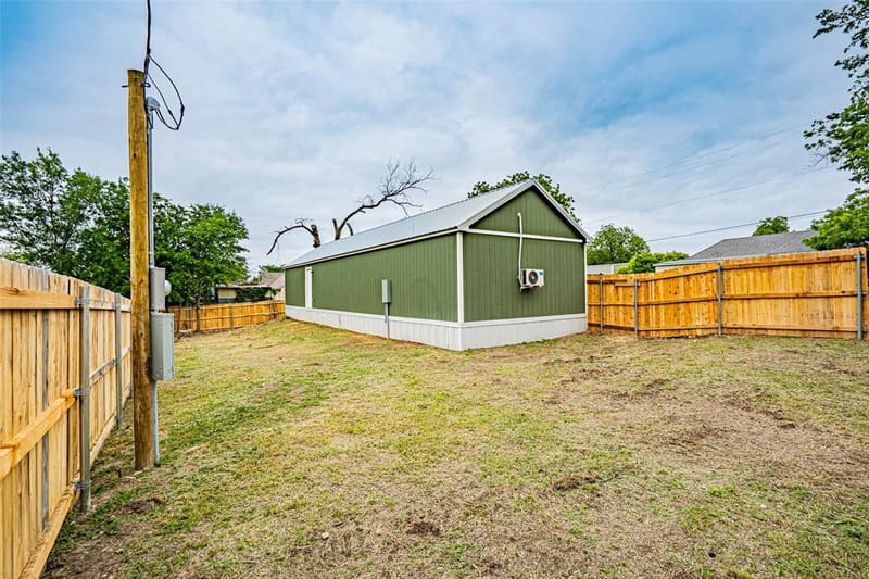 329 Vine Street, Dublin TX 76446 - Photo 33