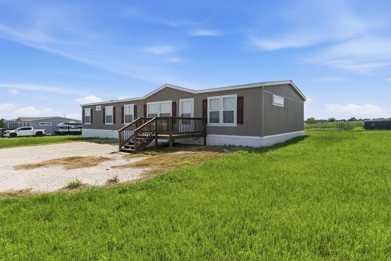 303 Mesa Ridge, Decatur TX 76234