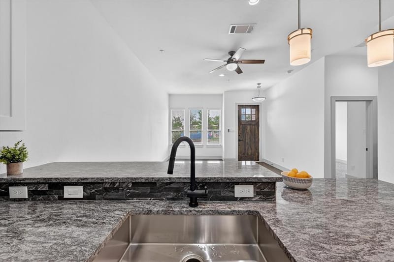 6027 Rivendell Drive, Frisco TX 75035 - Photo 8