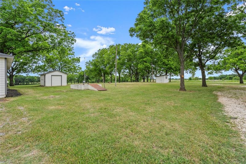 341 Reast Road, Whitesboro TX 76273 - Photo 26