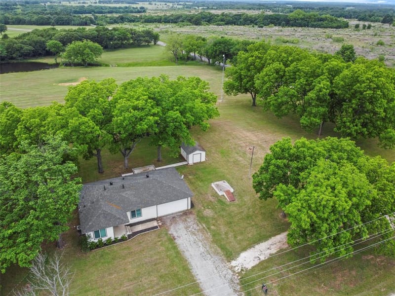 341 Reast Road, Whitesboro TX 76273 - Photo 3