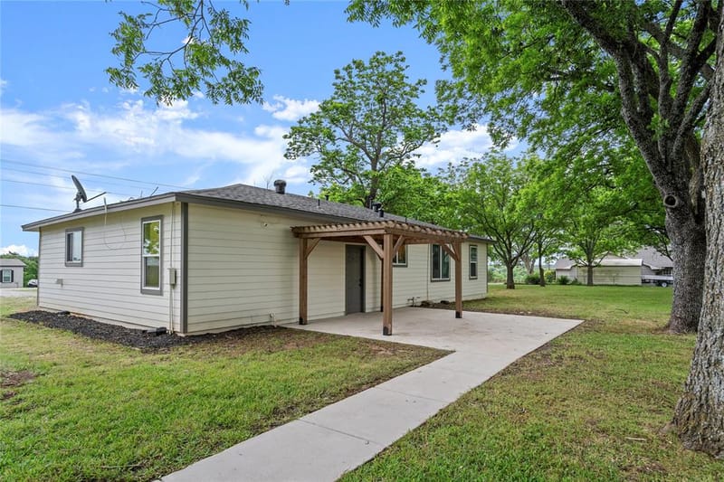 341 Reast Road, Whitesboro TX 76273 - Photo 28