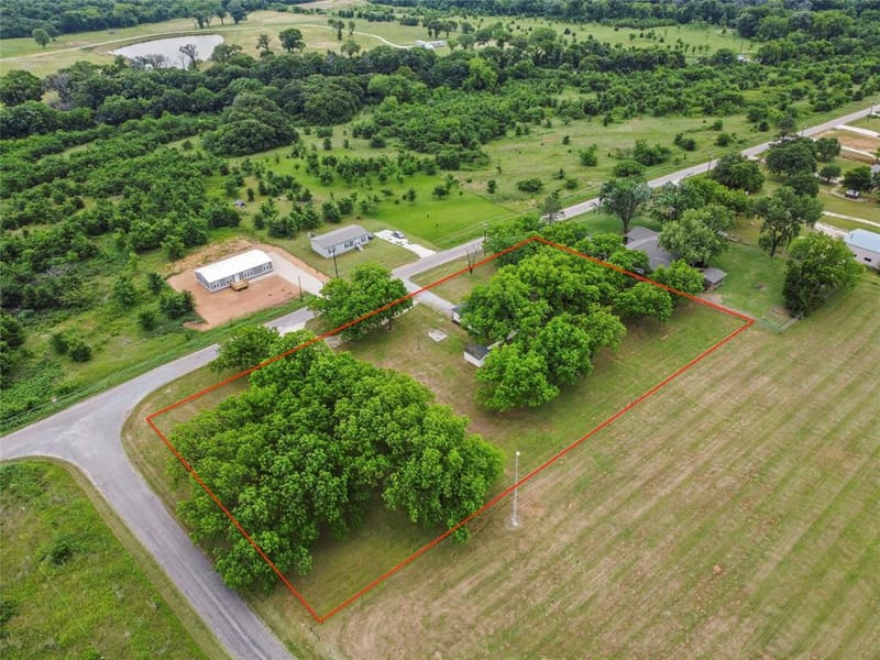 341 Reast Road, Whitesboro TX 76273 - Photo 39