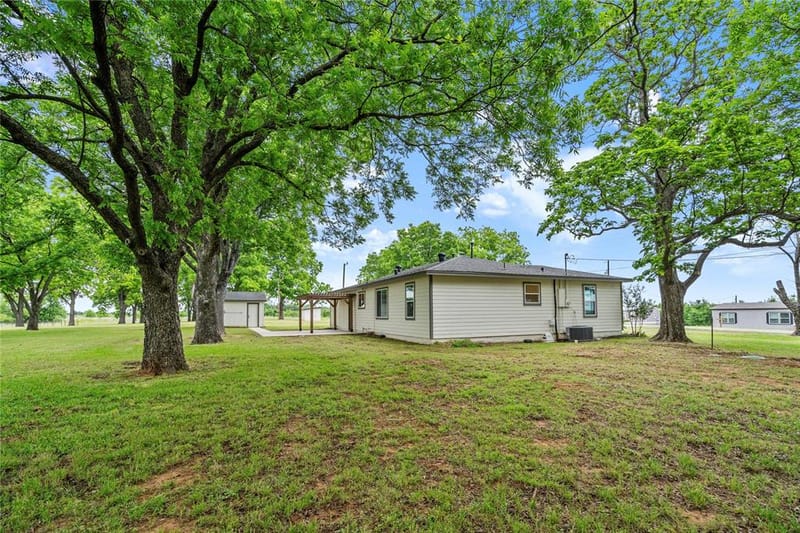 341 Reast Road, Whitesboro TX 76273 - Photo 29