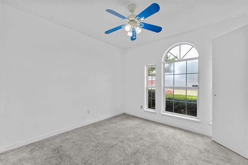 10505 Braewood Drive, Fort Worth TX 76131 - Photo 2