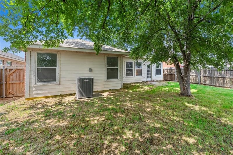 10505 Braewood Drive, Fort Worth TX 76131 - Photo 20
