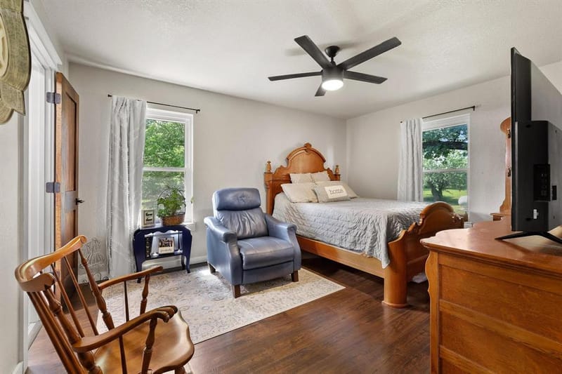 3353 County Road 2130, Telephone TX 75488 - Photo 17
