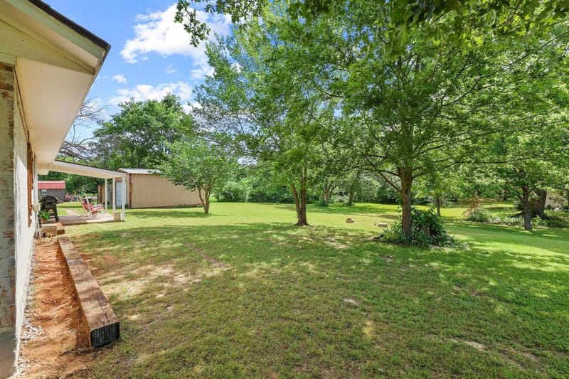 3353 County Road 2130, Telephone TX 75488 - Photo 31