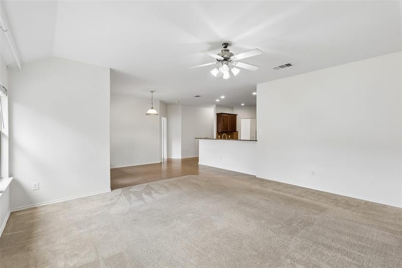9712 Starfire Drive, McKinney TX 75072 - Photo 6