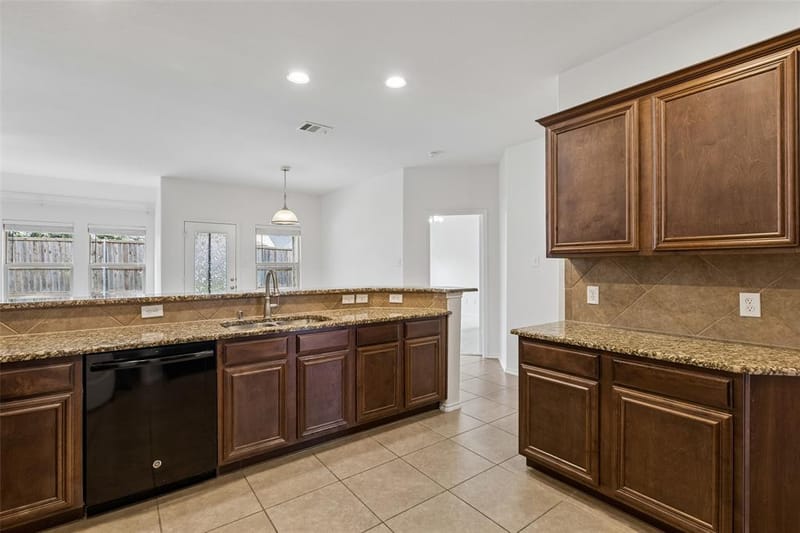 9712 Starfire Drive, McKinney TX 75072 - Photo 11