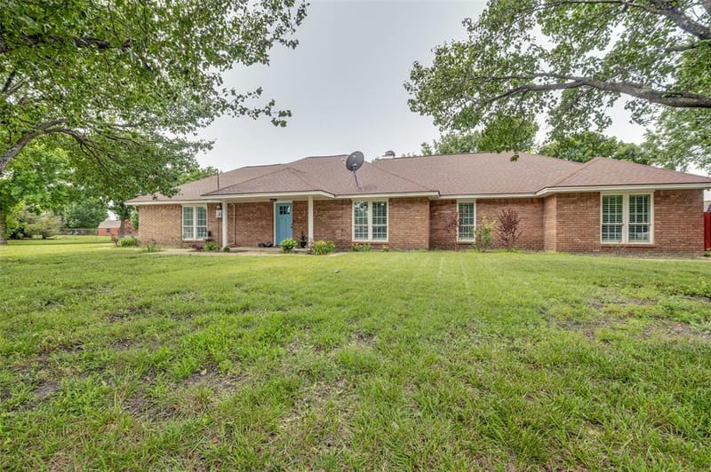 3323 Dasher Street, Lancaster TX 75146 - Photo 3