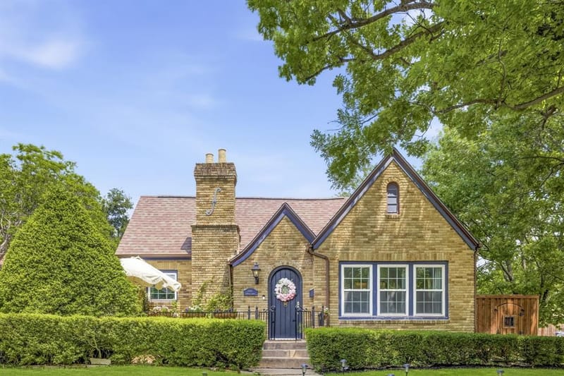 5451 Merrimac Avenue, Dallas TX 75206
