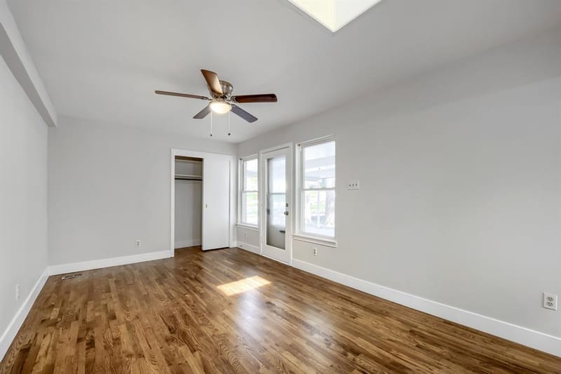 11016 Lippitt Avenue, Dallas TX 75218 - Photo 23