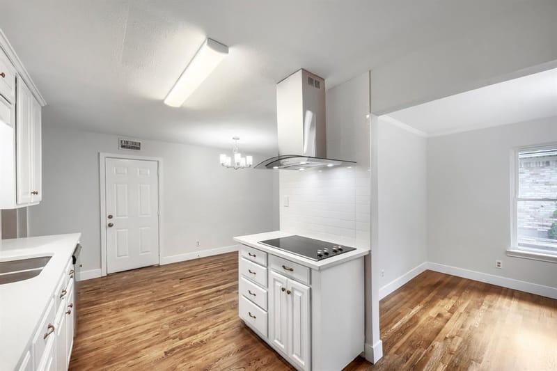 11016 Lippitt Avenue, Dallas TX 75218 - Photo 12