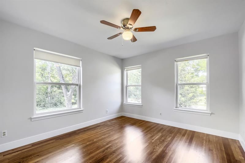 11016 Lippitt Avenue, Dallas TX 75218 - Photo 18