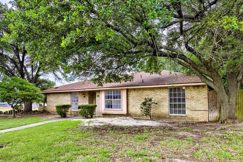 508 Stony Creek Drive, DeSoto TX 75115 - Photo 2