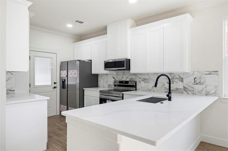 1517 Avenue D, Fort Worth TX 76104 - Photo 5