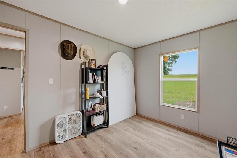 587 Kentucky Town Road, Whitewright TX 75491 - Photo 24