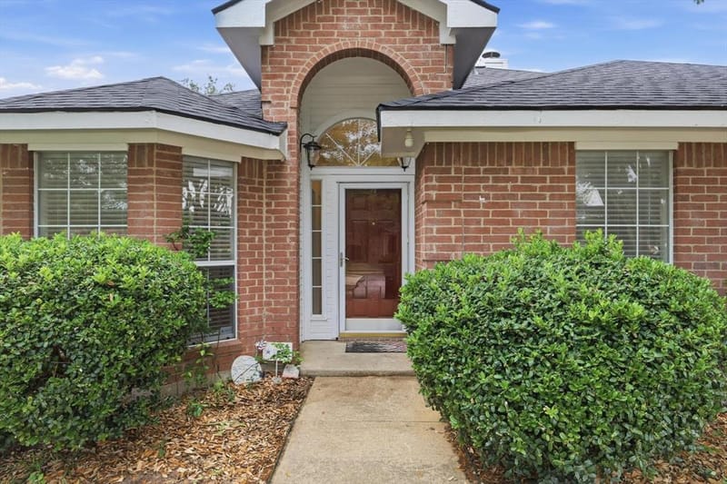 921 High Point Drive, Midlothian TX 76065 - Photo 12