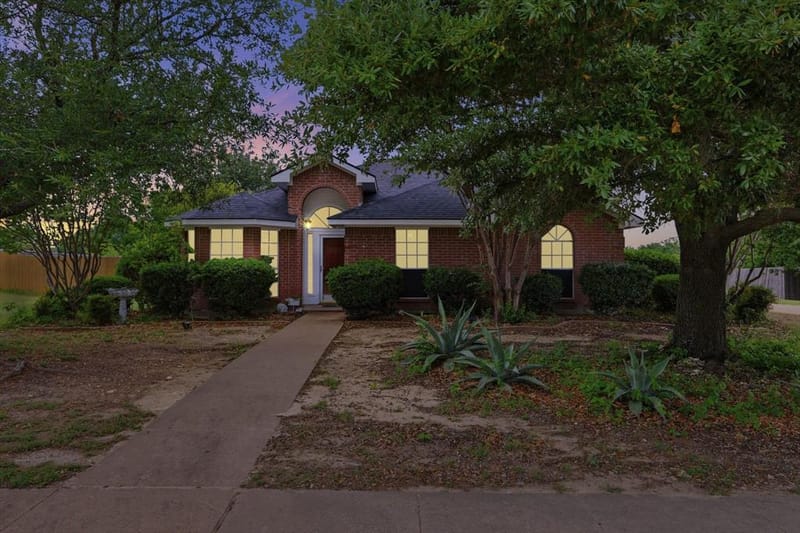 921 High Point Drive, Midlothian TX 76065 - Photo 39