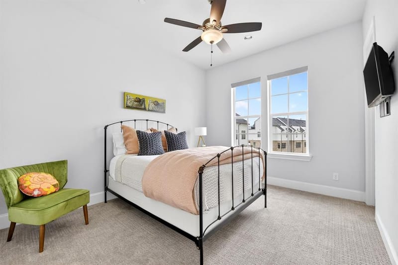 610 Dalton Lane, Irving TX 75039 - Photo 18