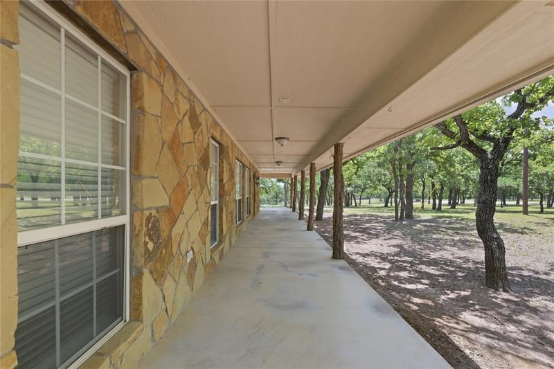 1528 Tidwell Road, Brock TX 76087 - Photo 31