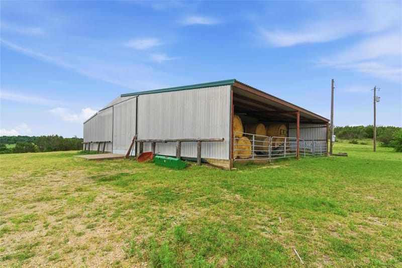 1973 County Road 513, Stephenville TX 76401 - Photo 30