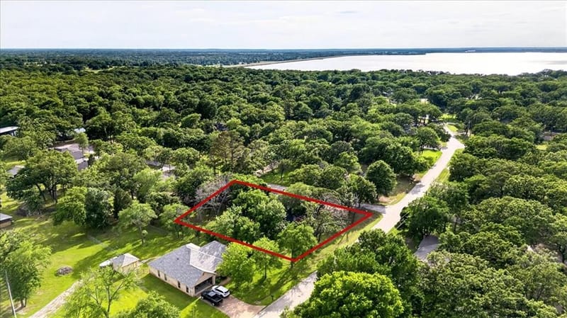 4 Huckleberry Lane, Star Harbor TX 75148 - Photo 29