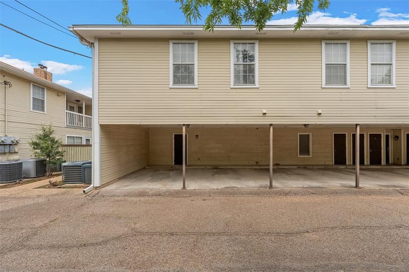 2314 Melissa Drive, Waco TX 76708 - Photo 2