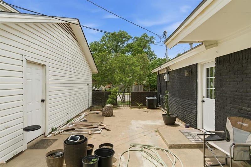 1900 Charleston Drive, Bedford TX 76022 - Photo 30