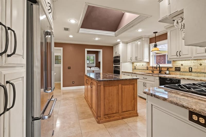 212 Turnberry Circle, Mount Pleasant TX 75455 - Photo 9