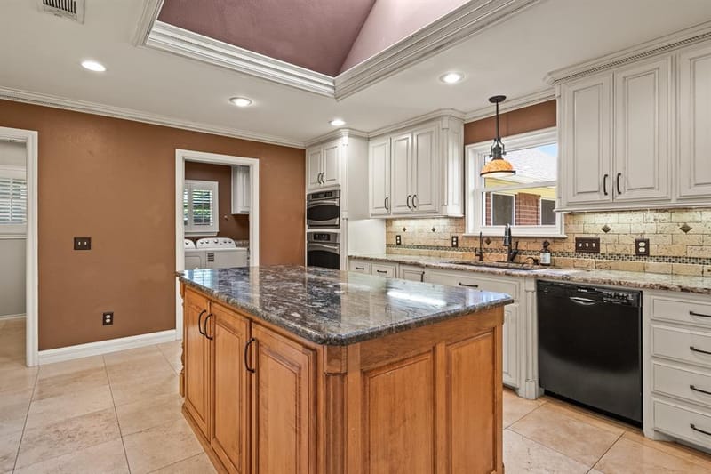 212 Turnberry Circle, Mount Pleasant TX 75455 - Photo 14