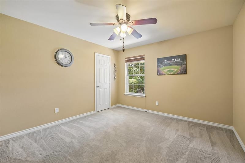 621 W Windsor Drive, Denton TX 76207 - Photo 17