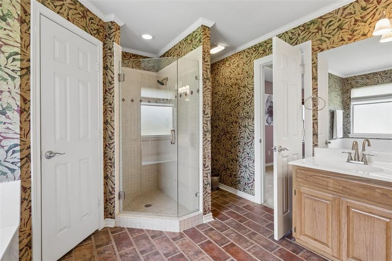 621 W Windsor Drive, Denton TX 76207 - Photo 22