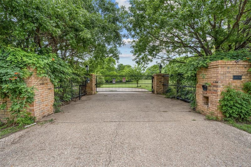 4812 Williams Road, Benbrook TX 76116 - Photo 27