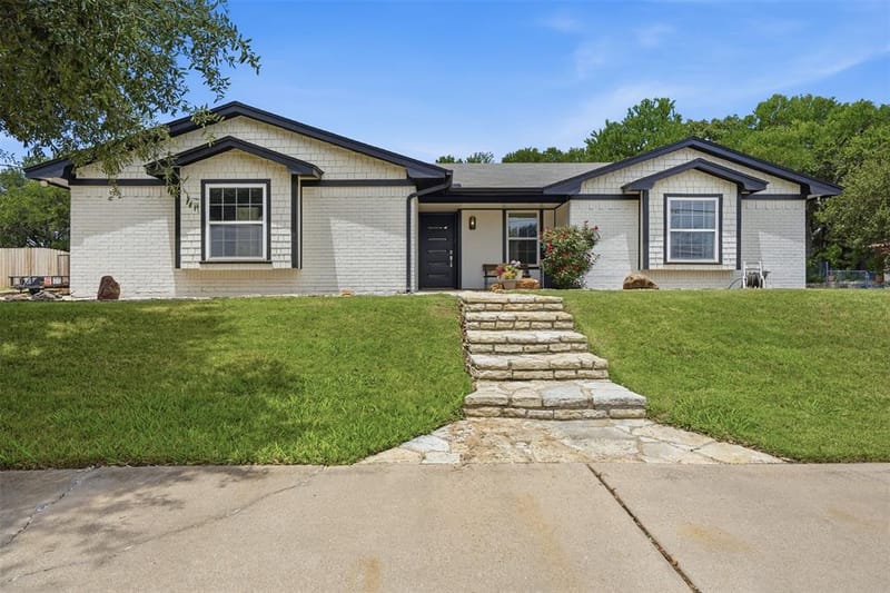 6514 Circo Drive, De Cordova TX 76049 - Photo 4