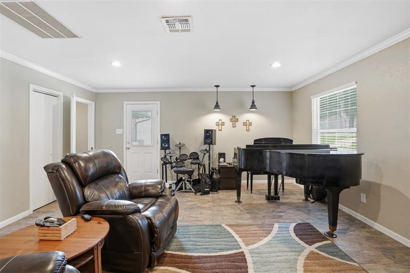 6514 Circo Drive, De Cordova TX 76049 - Photo 25