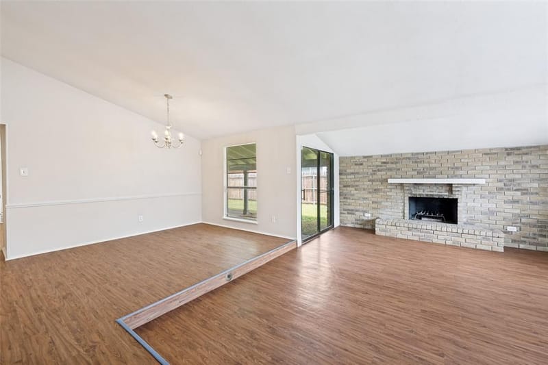 4708 Woodfield Drive, Arlington TX 76016 - Photo 2