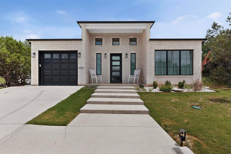 5707 San Jacinto Drive, Granbury TX 76048