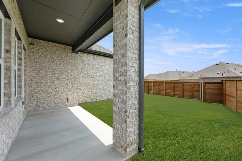 2000 Blossom Street, Mesquite TX 75181 - Photo 25
