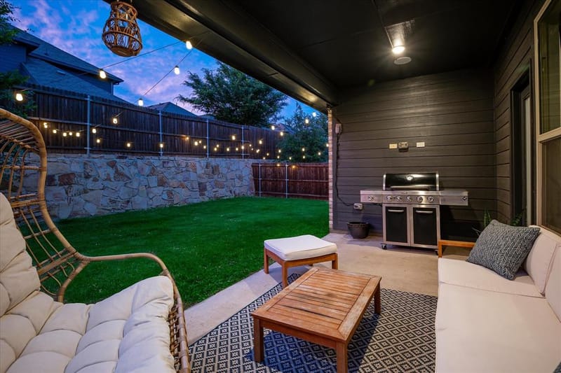 113 Camelia Street, Garland TX 75043