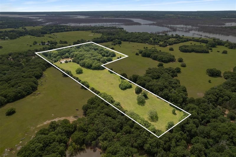 6111 County Road 2610, Bonham TX 75418 - Photo 5