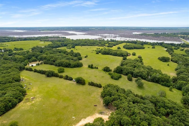 6111 County Road 2610, Bonham TX 75418 - Photo 33