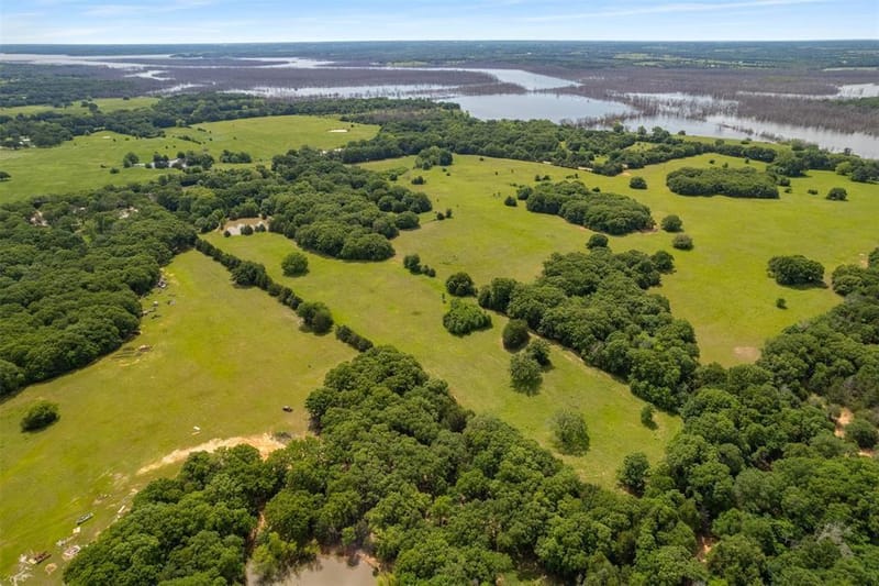 6111 County Road 2610, Bonham TX 75418 - Photo 40