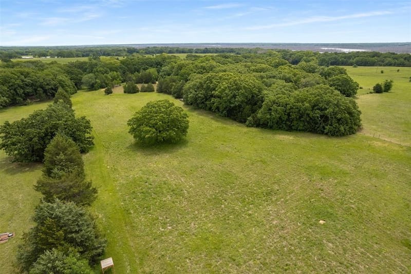 6111 County Road 2610, Bonham TX 75418 - Photo 35