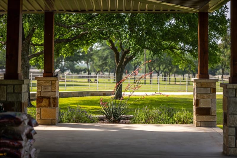 24183 S US 281, Hico TX 76457 - Photo 7